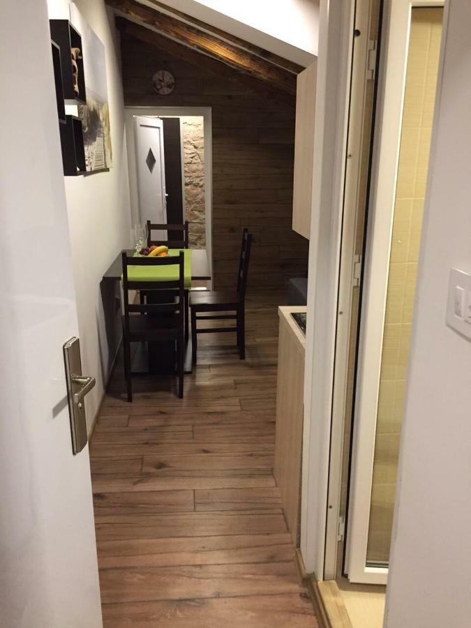 Ferienwohnung Lukadora Pula Exterior foto