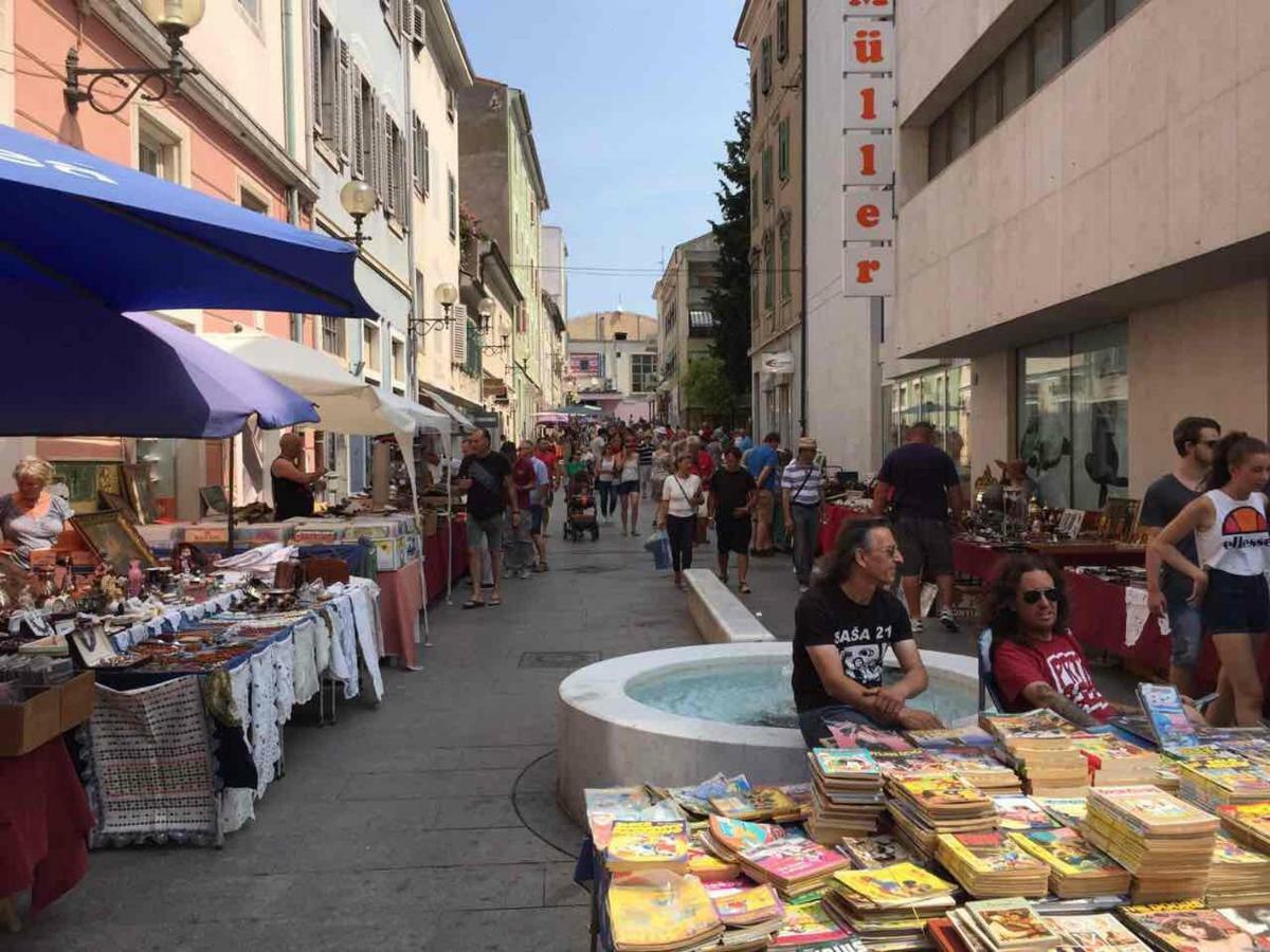 Ferienwohnung Lukadora Pula Exterior foto