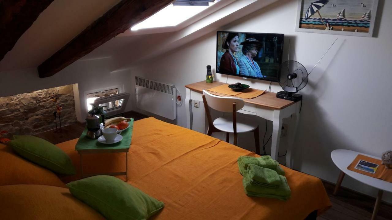 Ferienwohnung Lukadora Pula Exterior foto
